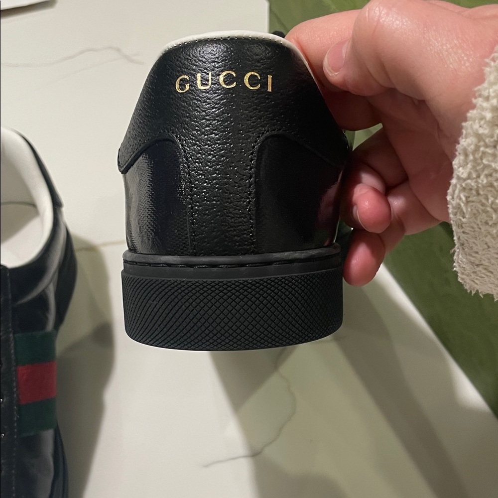 Gucci NWT Men's Patent Black Leather Ace Sneakers w/ Red & Green Stripes 9.5US - Picture 7 of 16